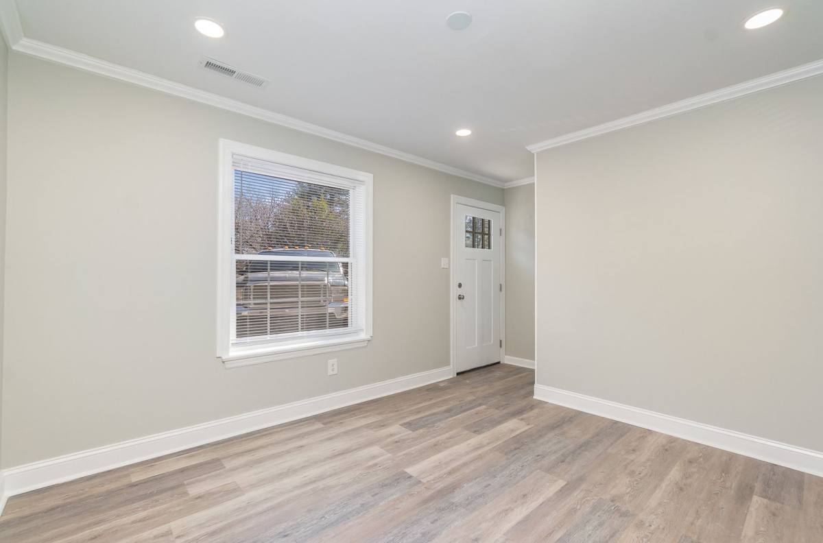 Apartment for rent at 300 Holly Circle, Mount Holly, NC 28120