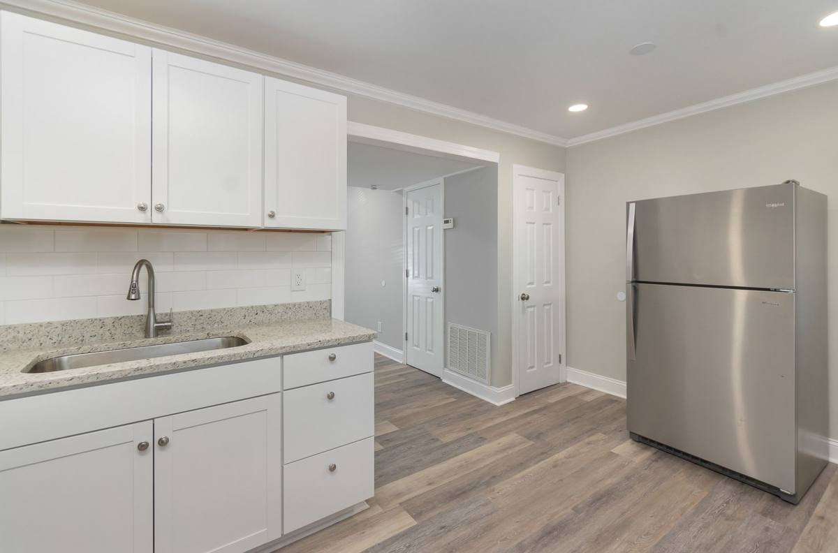 Apartment for rent at 300 Holly Circle, Mount Holly, NC 28120