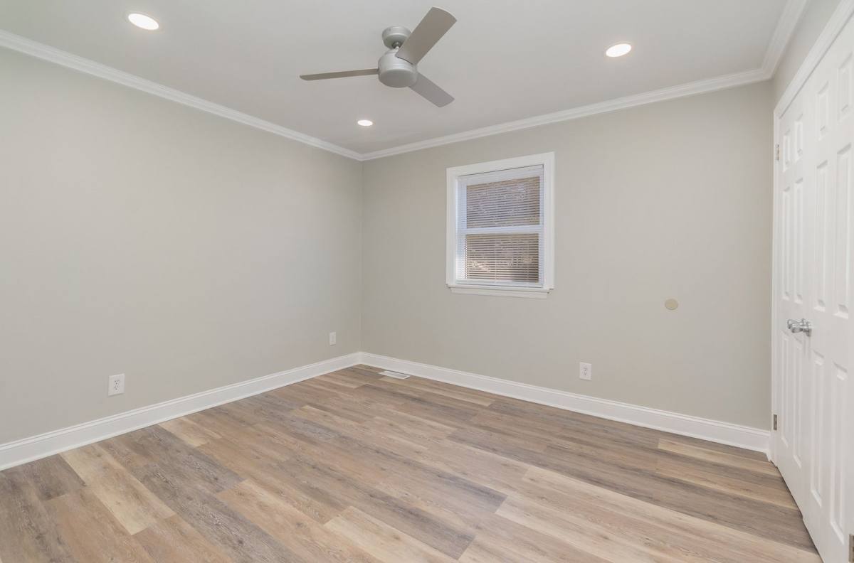 Apartment for rent at 300 Holly Circle, Mount Holly, NC 28120