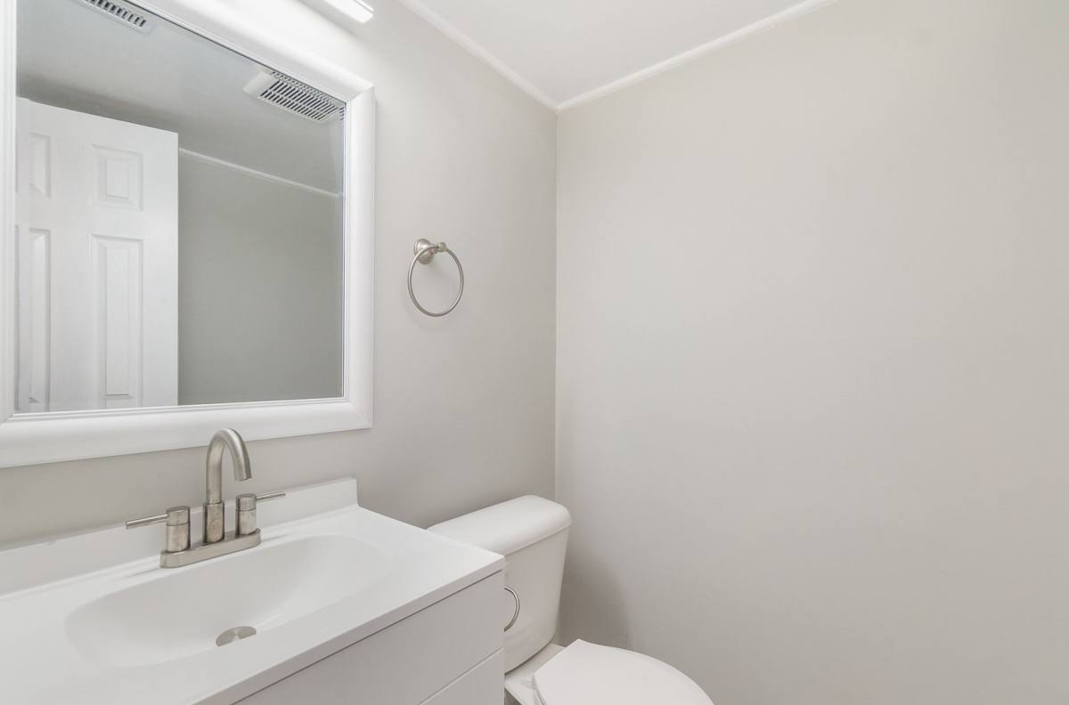 Apartment for rent at 300 Holly Circle, Mount Holly, NC 28120