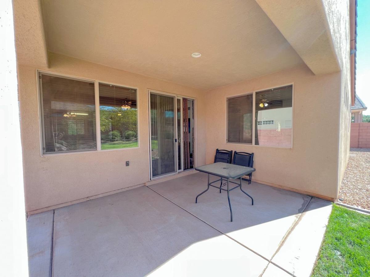 House for rent at 1775 N Overland Trails Dr, Washington, UT 84780