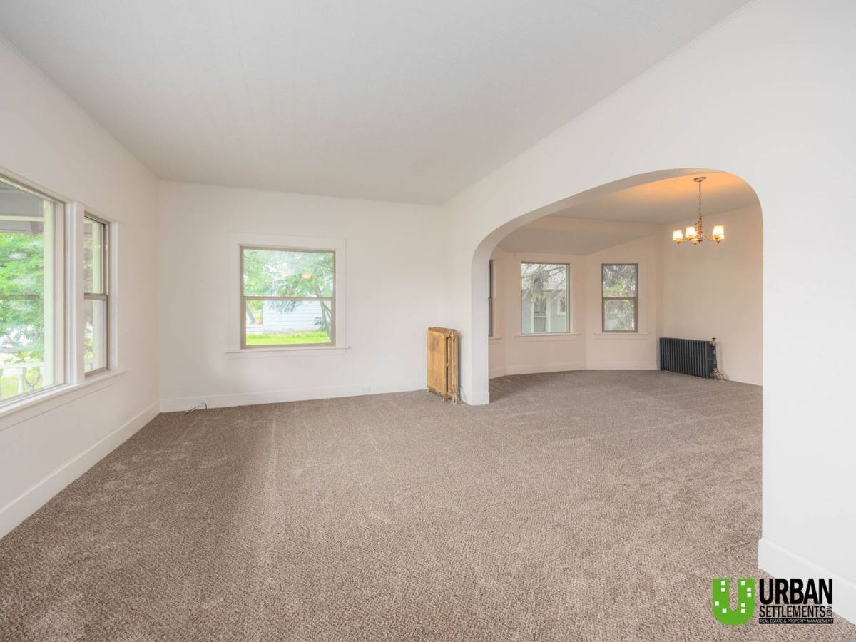 House for rent at 724 E Ermina Ave, Spokane, WA 99207