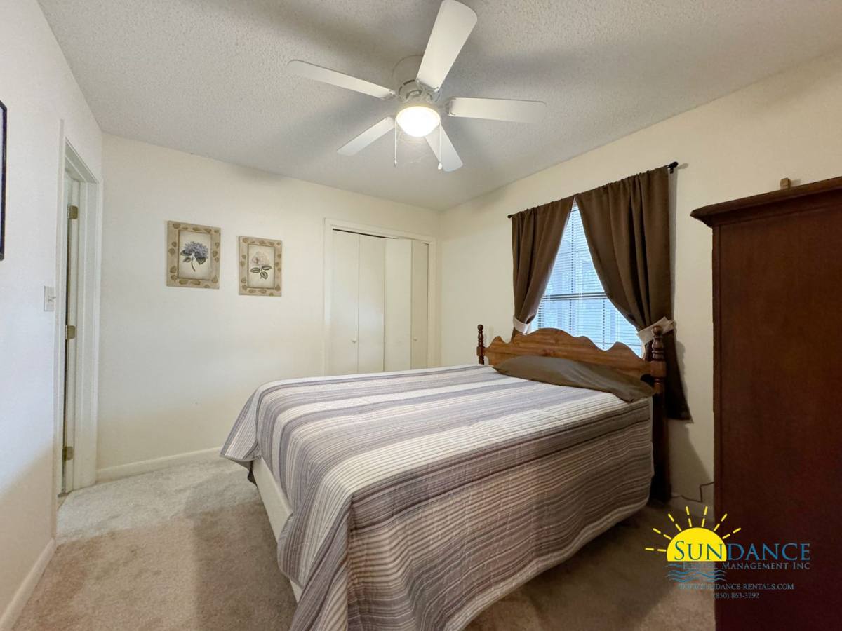 Townhouse for rent at 816 Lark St, Fort Walton Beach, FL 32547