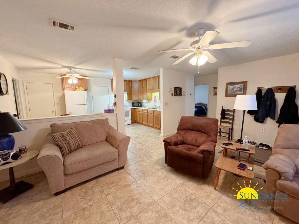 Townhouse for rent at 816 Lark St, Fort Walton Beach, FL 32547