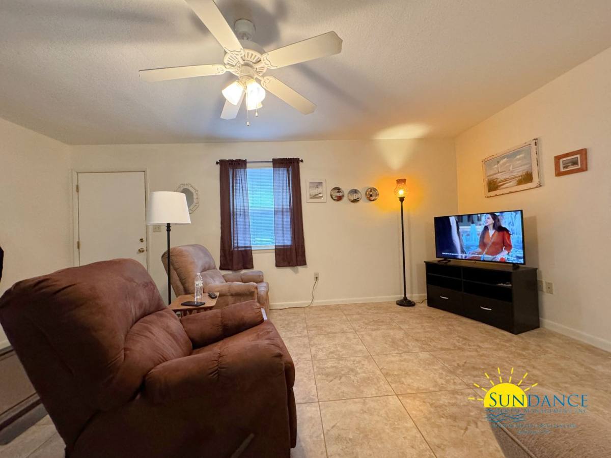 Townhouse for rent at 816 Lark St, Fort Walton Beach, FL 32547