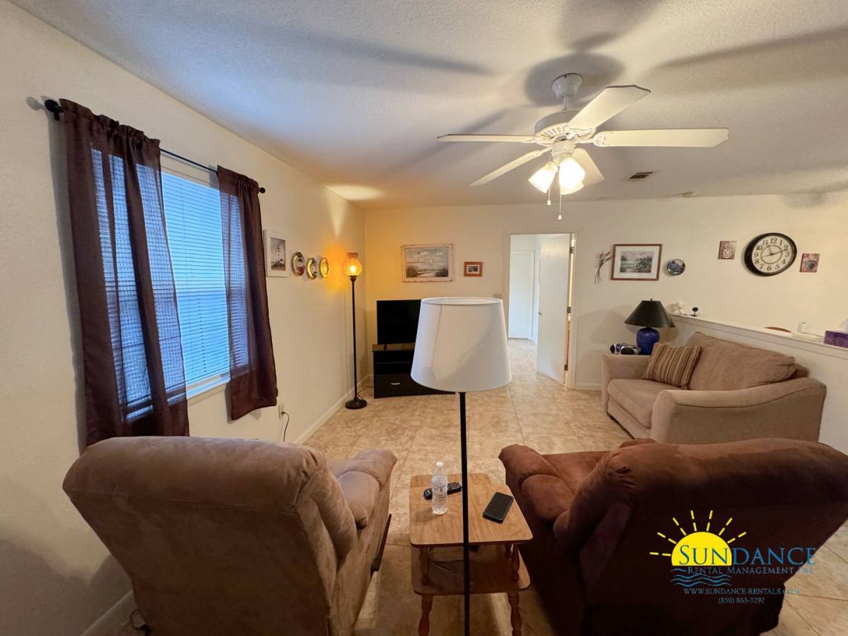 Townhouse for rent at 816 Lark St, Fort Walton Beach, FL 32547