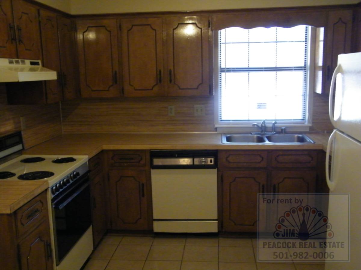Apartment for rent at 3 Pinewood Court, Jacksonville, AR 72076