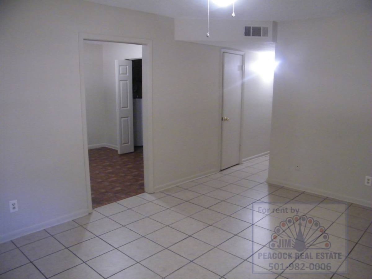 Apartment for rent at 3 Pinewood Court, Jacksonville, AR 72076