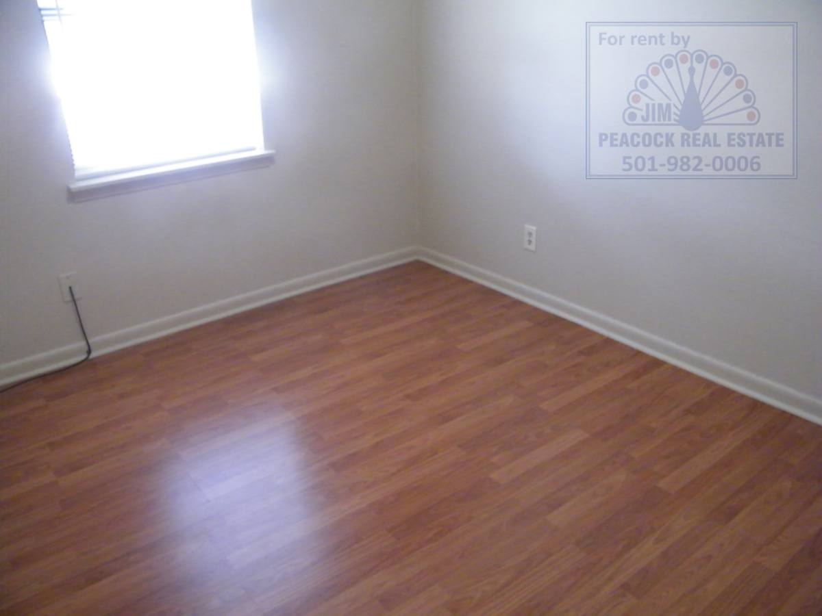 Apartment for rent at 3 Pinewood Court, Jacksonville, AR 72076