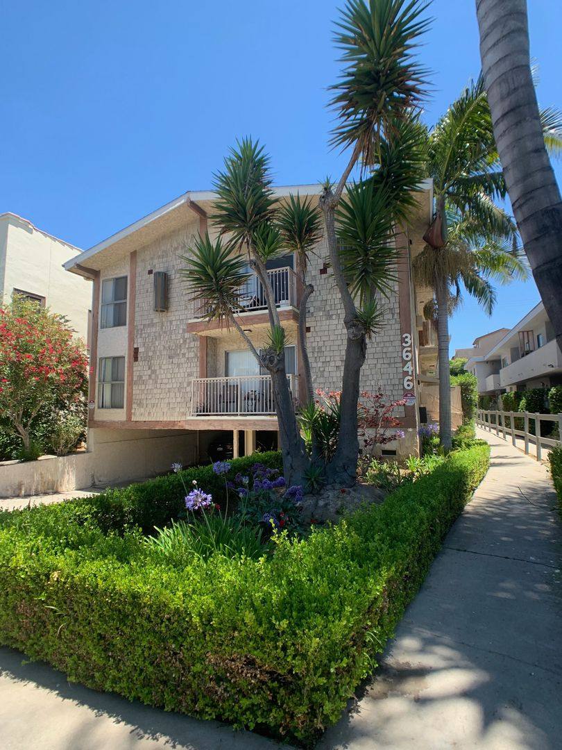 Apartment for rent at 3646 Mentone Ave, Los Angeles, CA 90034