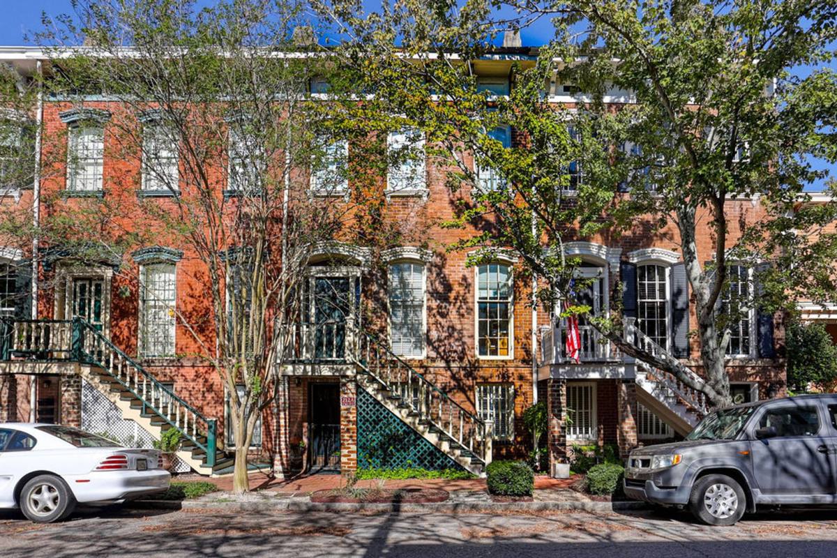 Apartment for rent at 212 W Bolton St, Savannah, GA 31401