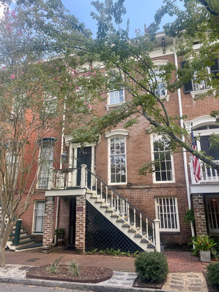 Apartment for rent at 212 W Bolton St, Savannah, GA 31401