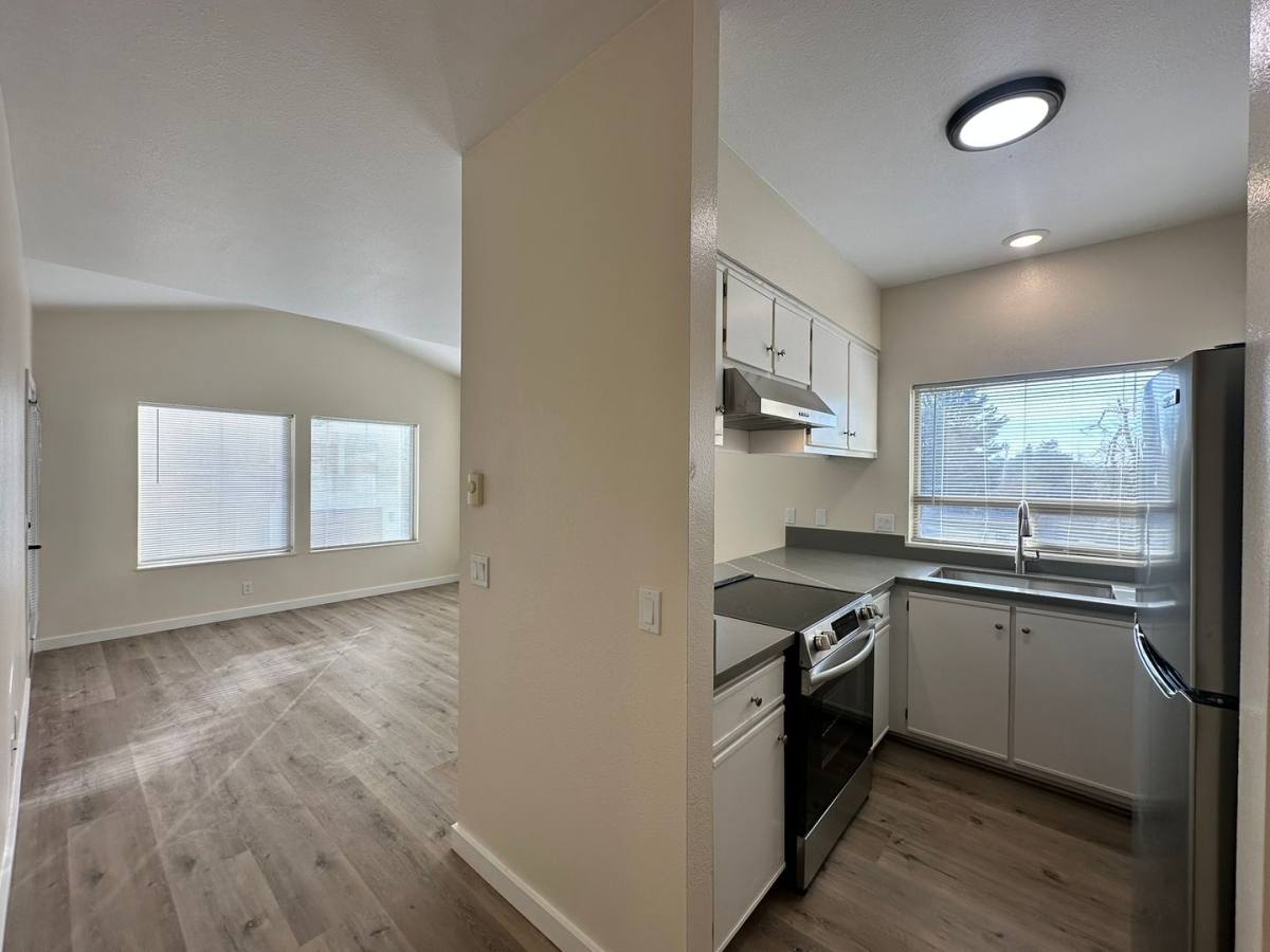Apartment for rent at 387 S 58th St, Springfield, OR 97478