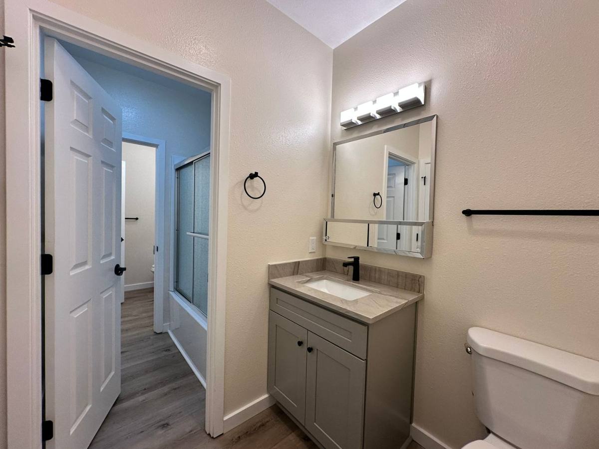 Apartment for rent at 387 S 58th St, Springfield, OR 97478