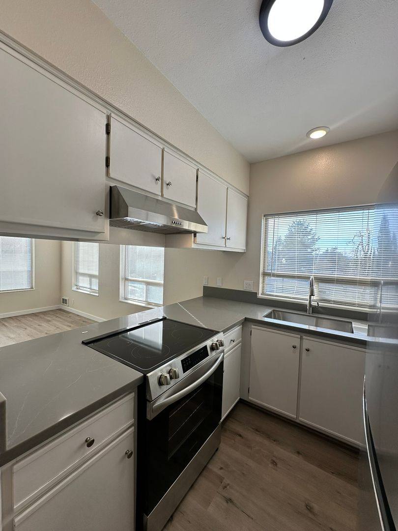 Apartment for rent at 387 S 58th St, Springfield, OR 97478