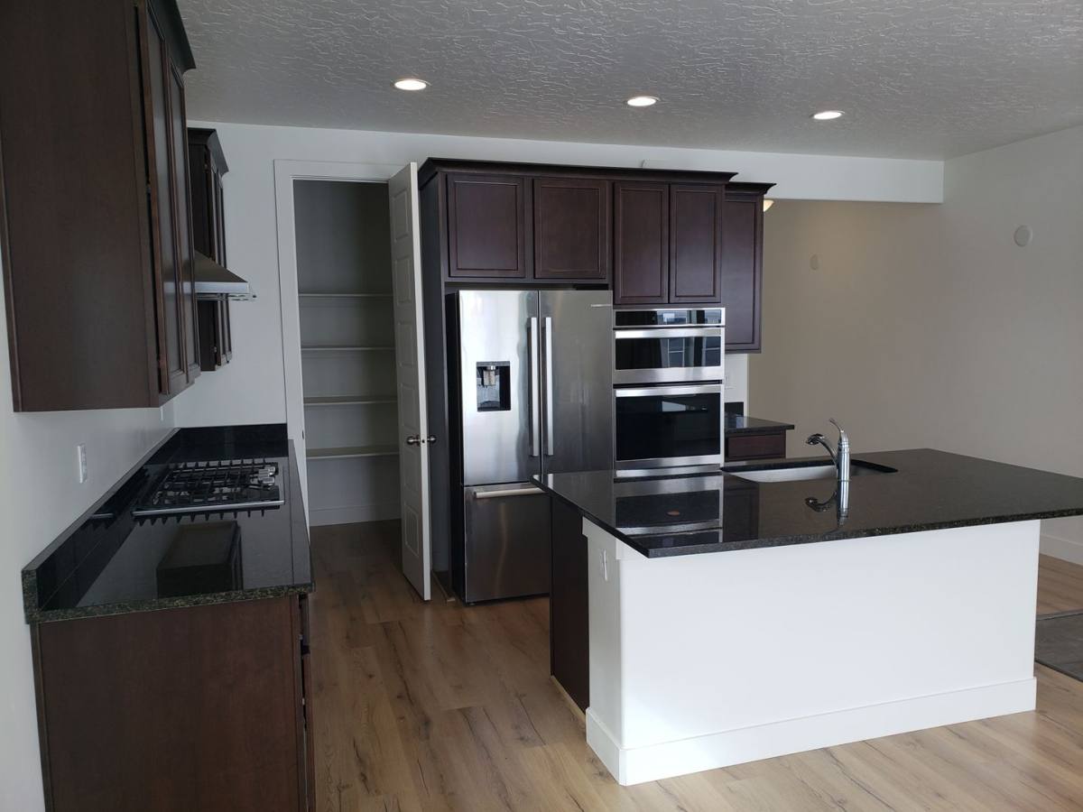 House for rent at 1033 Vine St, Mapleton, UT 84664