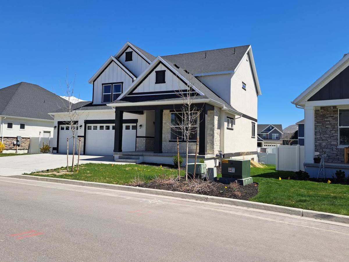 House for rent at 1033 Vine St, Mapleton, UT 84664