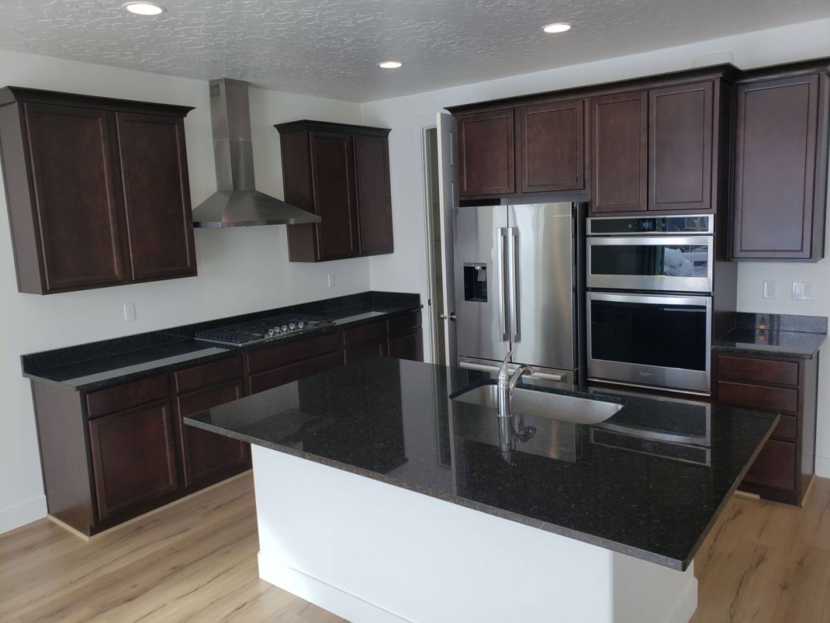 House for rent at 1033 Vine St, Mapleton, UT 84664