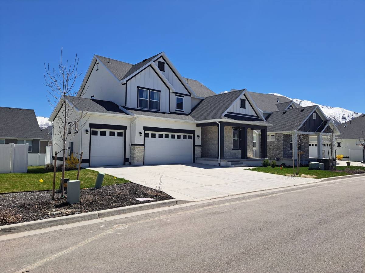 House for rent at 1033 Vine St, Mapleton, UT 84664