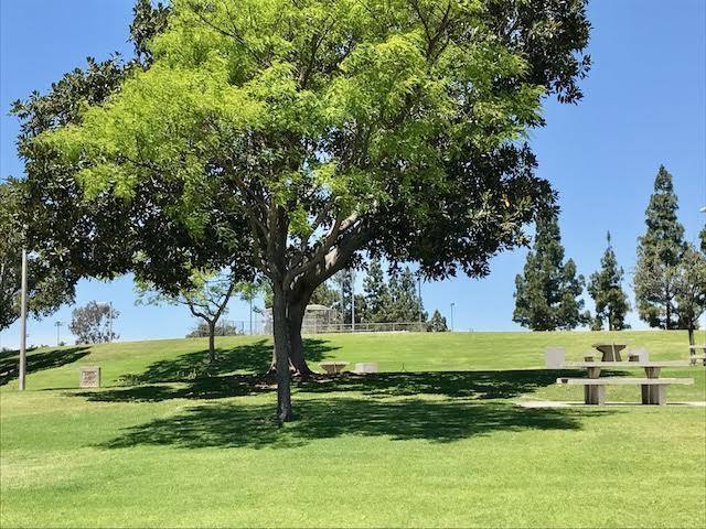 Townhouse for rent at 9447 Gold Coast Dr, San Diego, CA 92126