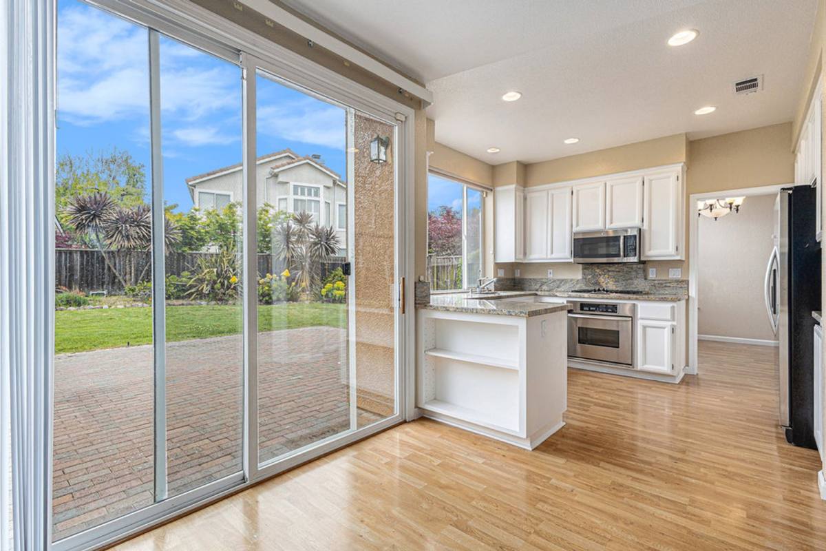 House for rent at 7 Ratto Rd, Alameda, CA 94502