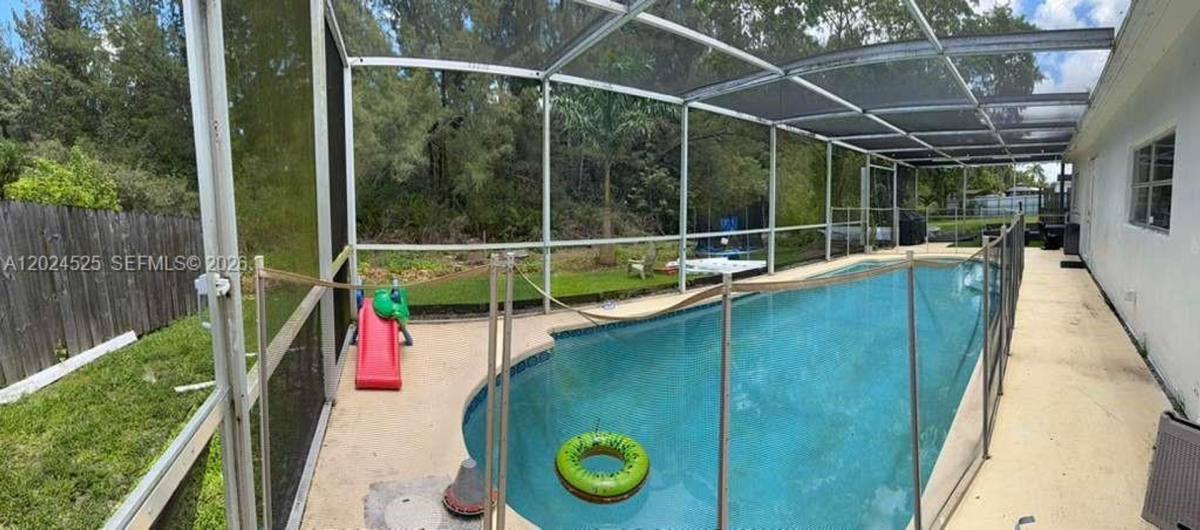 House for rent at 5450 SW 55th Ave, Fort Lauderdale, FL 33314