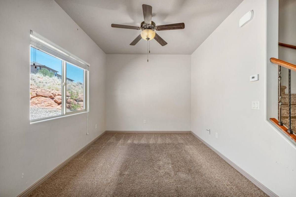 Townhouse for rent at 290 W Buena Vista Blvd, Washington, UT 84780