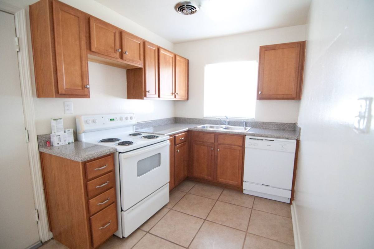 Apartment for rent at 502 W Jefferson St, Tallahassee, FL 32301