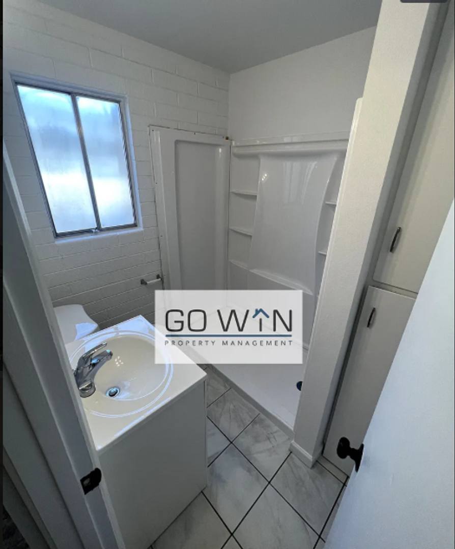 Apartment for rent at 1626 W Denton Lane, Phoenix, AZ 85015