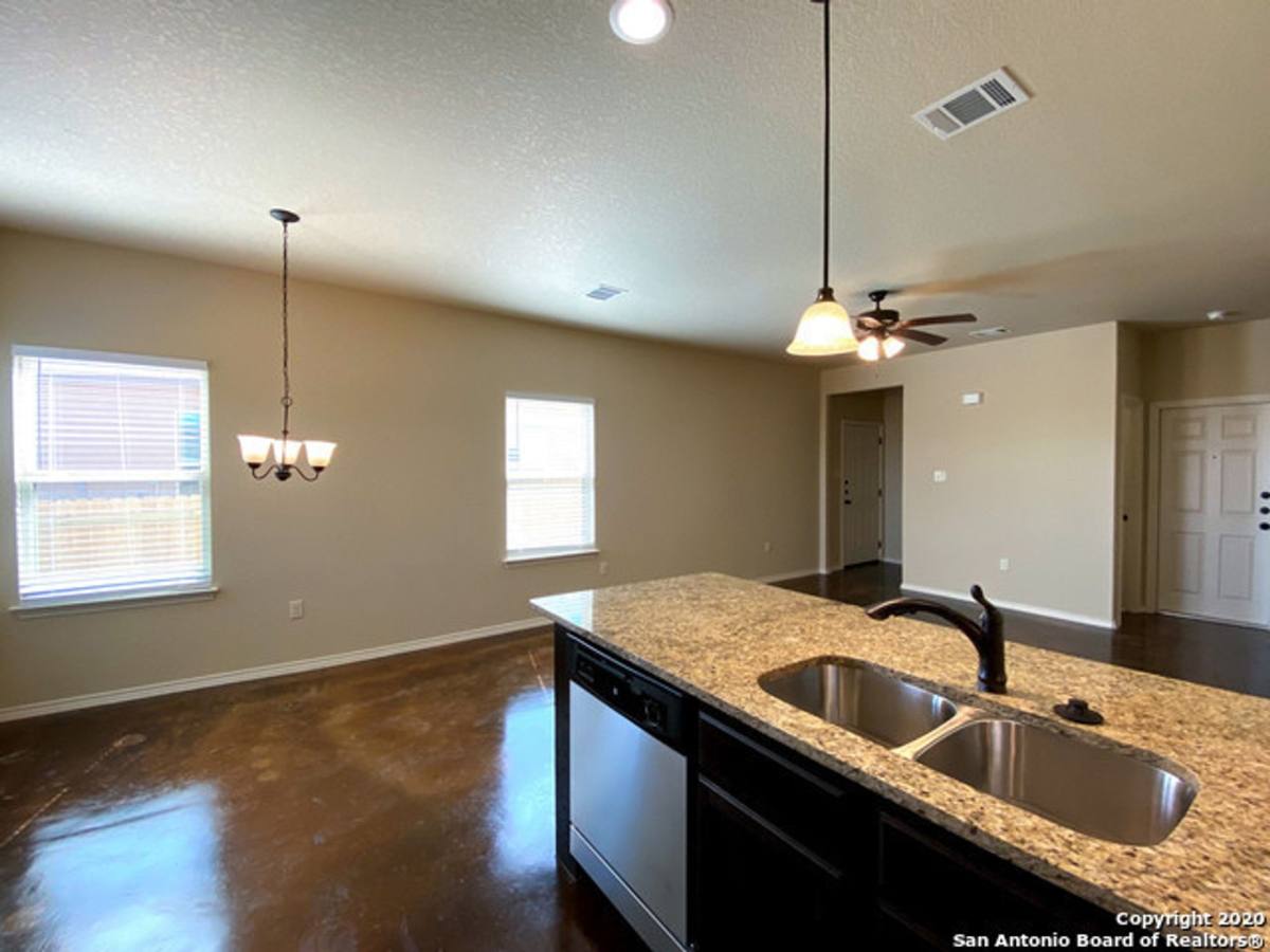Townhouse for rent at 1516 Lucille St, Seguin, TX 78155