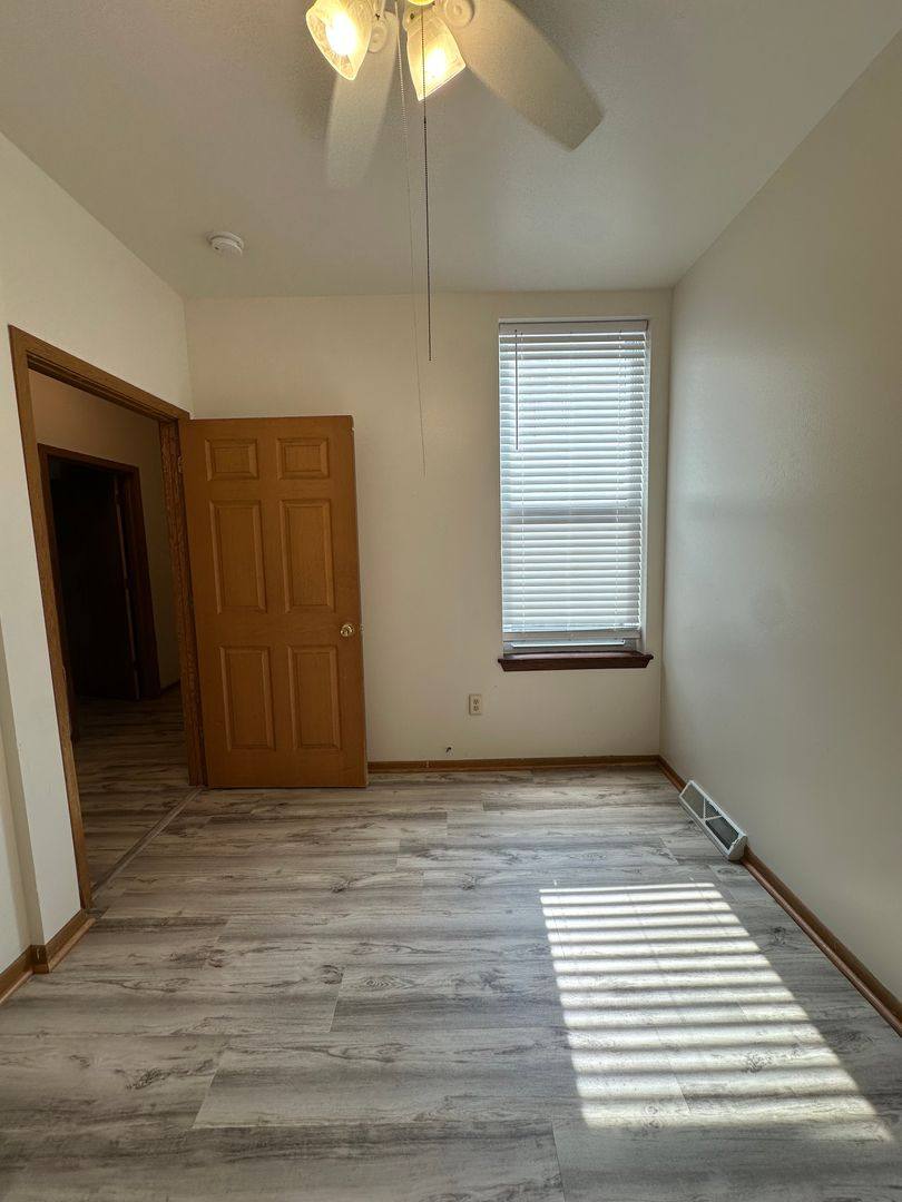 Apartment for rent at 302 E Hadley, Milwaukee, WI 53212