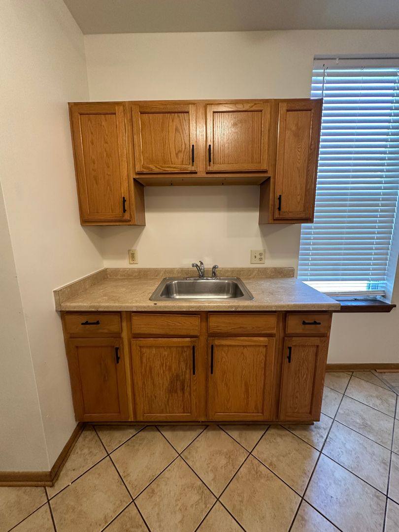 Apartment for rent at 302 E Hadley, Milwaukee, WI 53212