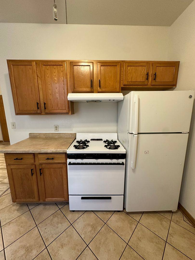 Apartment for rent at 302 E Hadley, Milwaukee, WI 53212