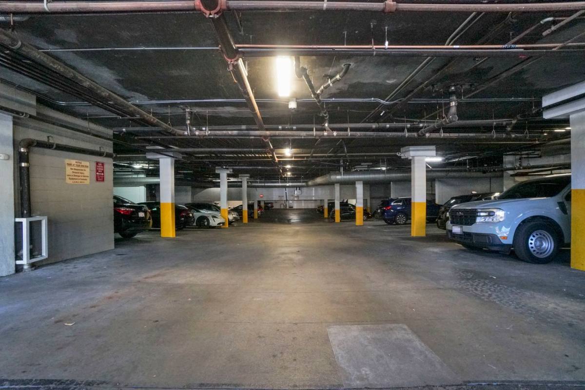 Apartment for rent at 210 N Ave, Los Angeles, CA 90042