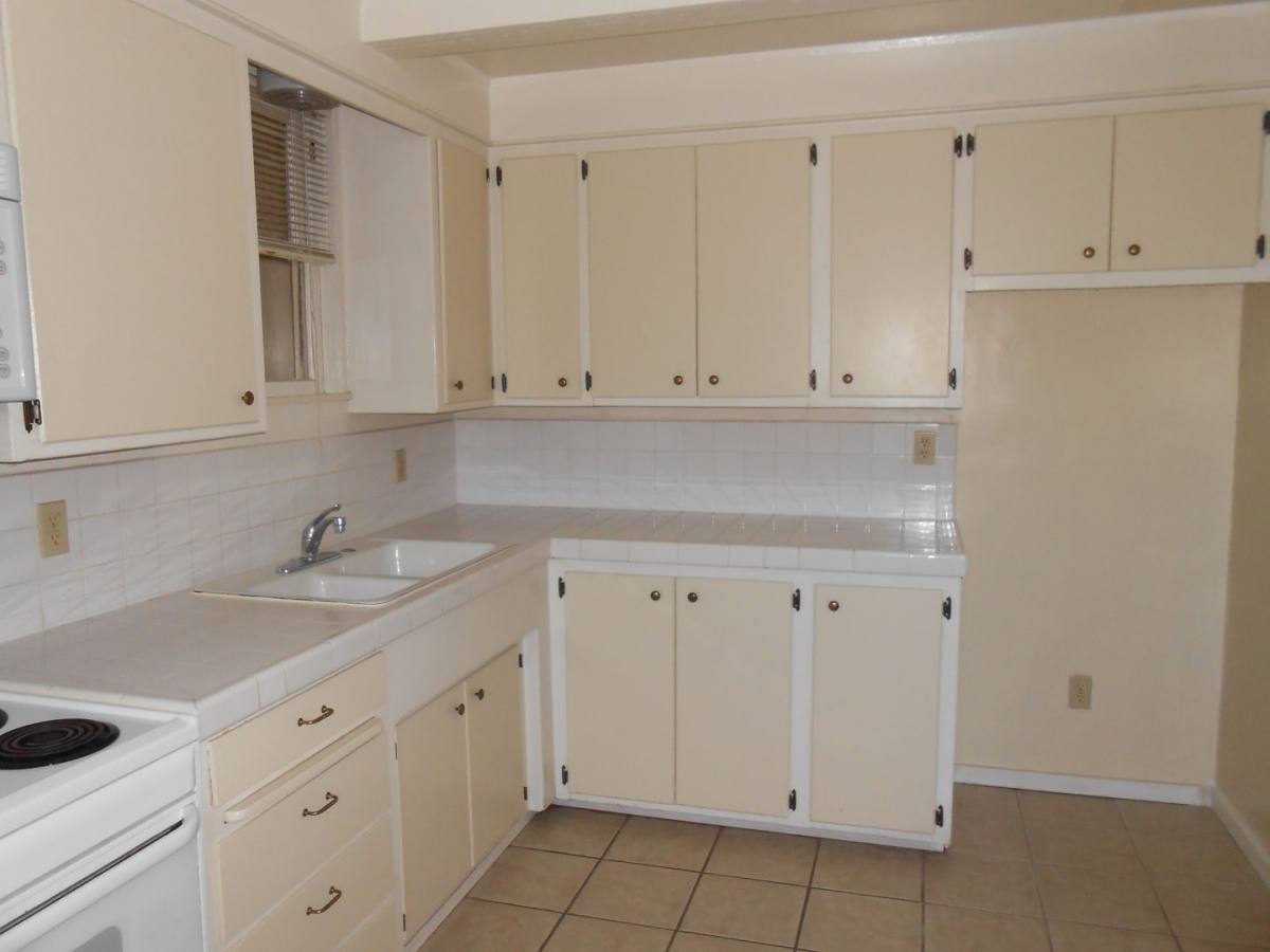 House for rent at 2269 Butte St, Redding, CA 96001