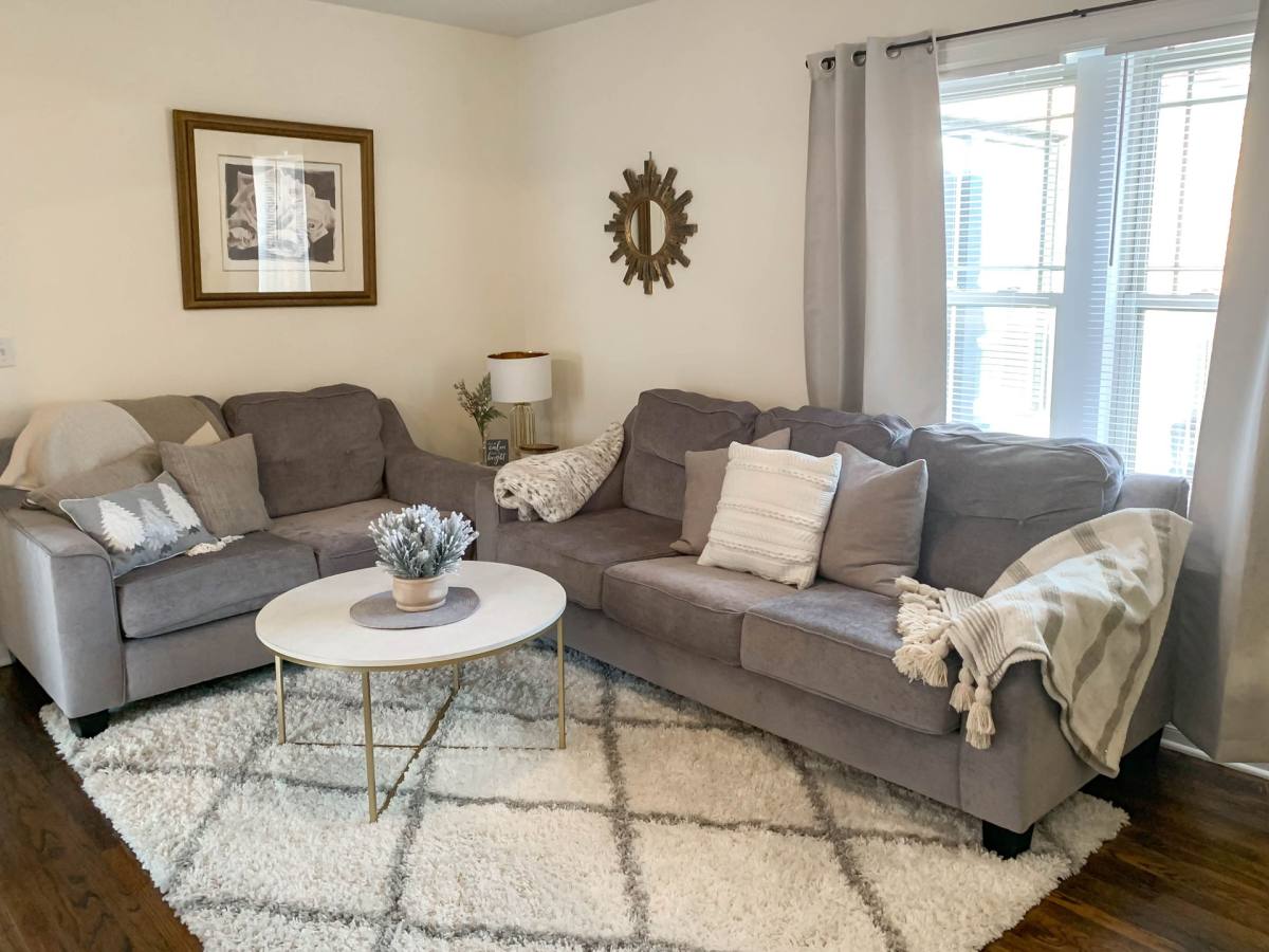 Condo for rent at 3808 N Sheffield Ave, Chicago, IL 60613