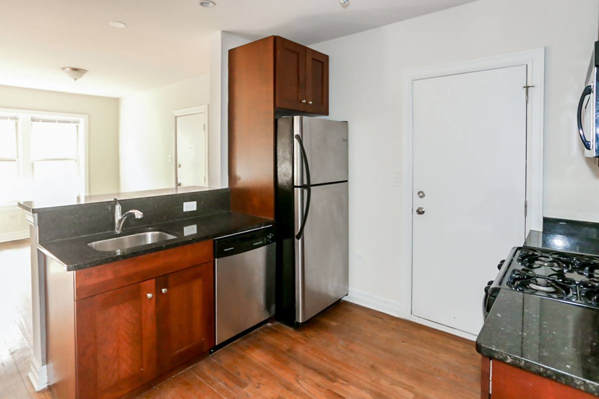 Condo for rent at 3808 N Sheffield Ave, Chicago, IL 60613