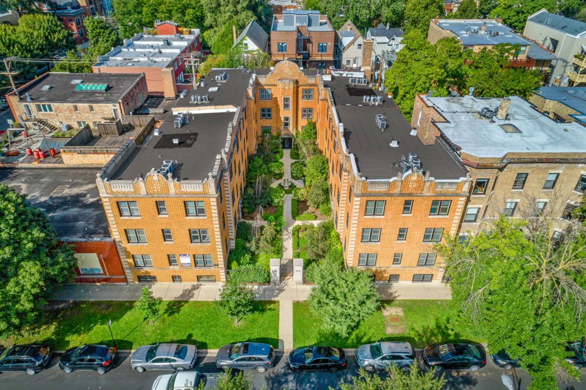 Condo for rent at 3808 N Sheffield Ave, Chicago, IL 60613
