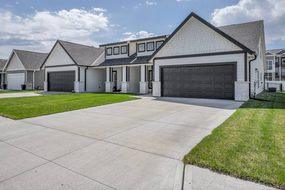 House for rent at 23817 Harvest Heights Circle, Waterloo, NE 68069