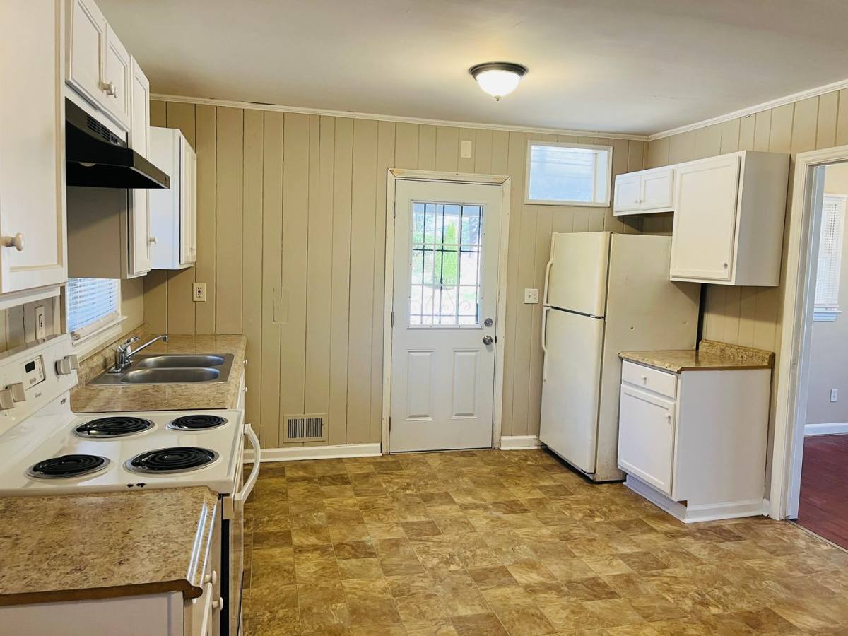 House for rent at 2673 Fairlane Dr SE, Atlanta, GA 30354