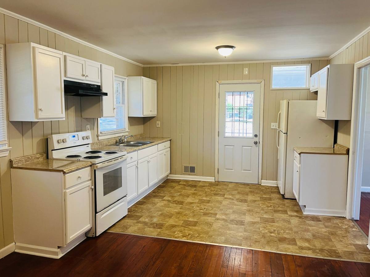 House for rent at 2673 Fairlane Dr SE, Atlanta, GA 30354
