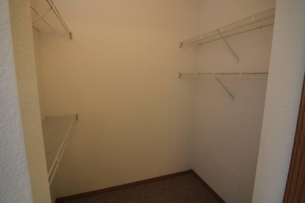Apartment for rent at 2114 2210 Meadowland Dr, Sheboygan, WI 53081