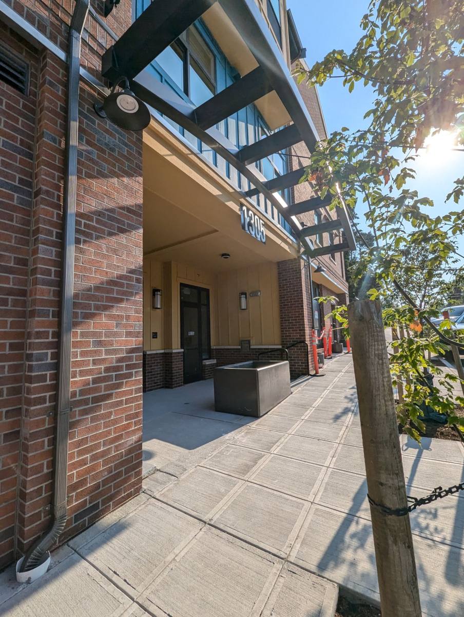 Apartment for rent at 1305 Harris Ave, Bellingham, WA 98225
