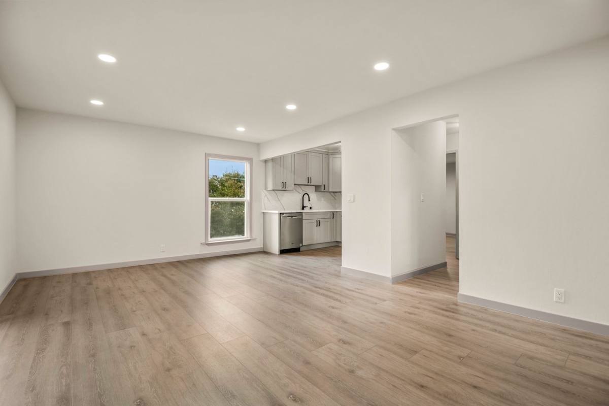 Apartment for rent at 20650 E - 20652 W Park Circle, Cupertino, CA 95014