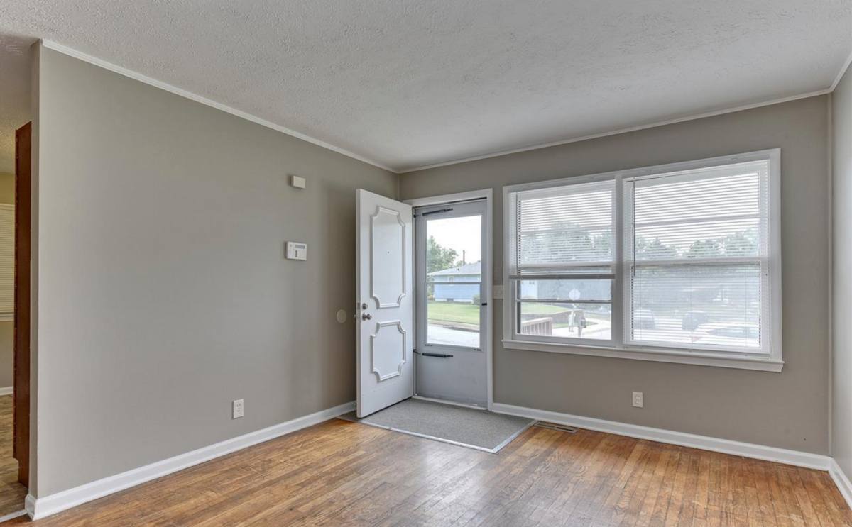 House for rent at 4706 Kansas Ave, Omaha, NE 68104