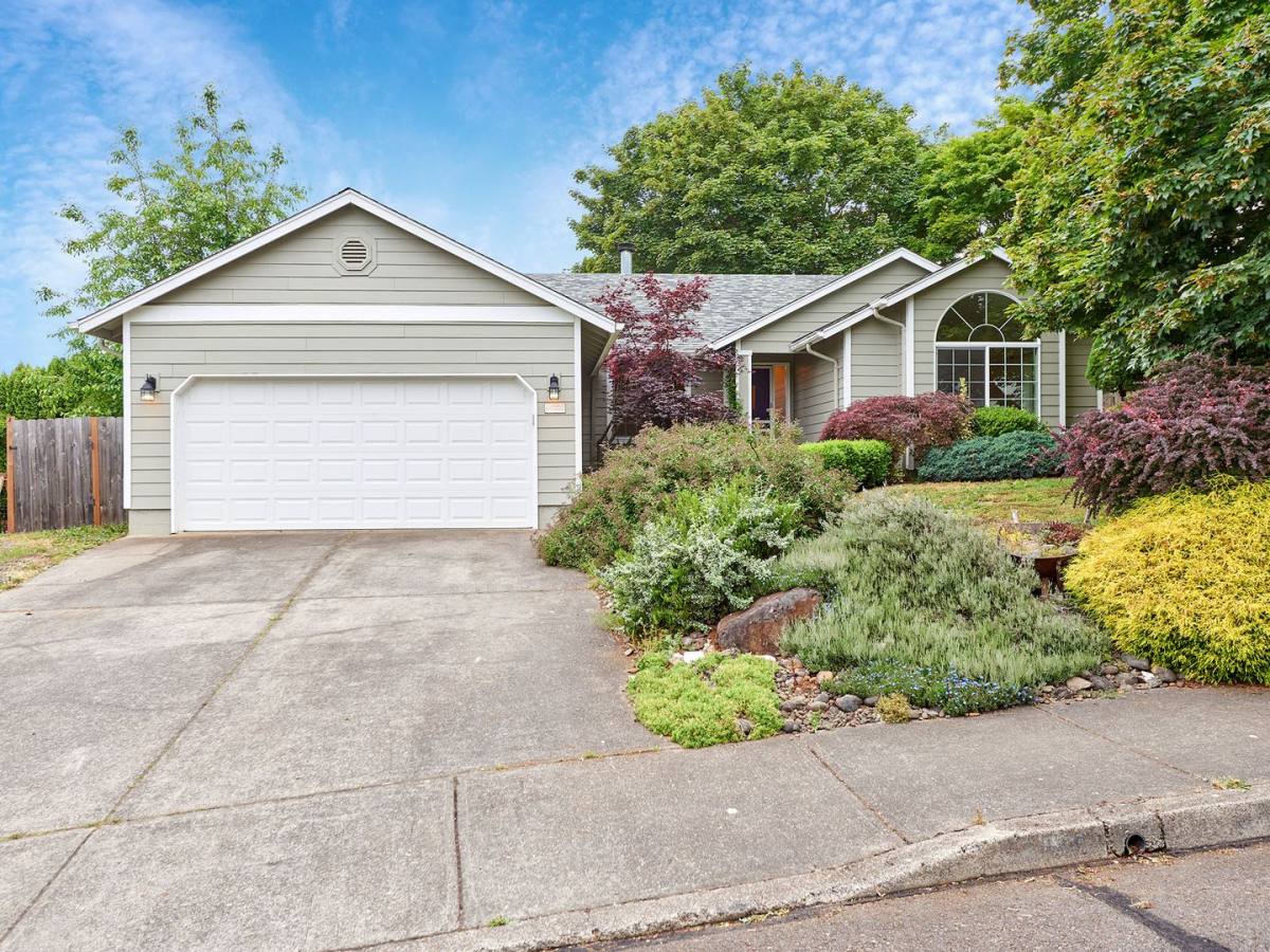 House for rent at 5455 Norma Ave SE, Salem, OR 97306