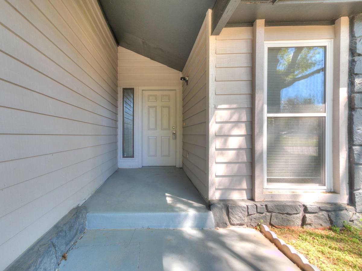 House for rent at 4820 W Uniontown St N, Broken Arrow, OK 74012