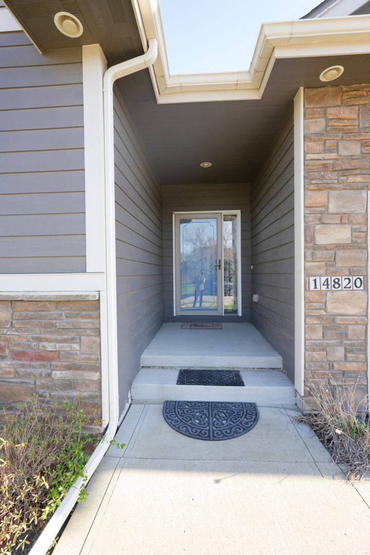 House for rent at 14820 Horton Ave, Urbandale, IA 50323