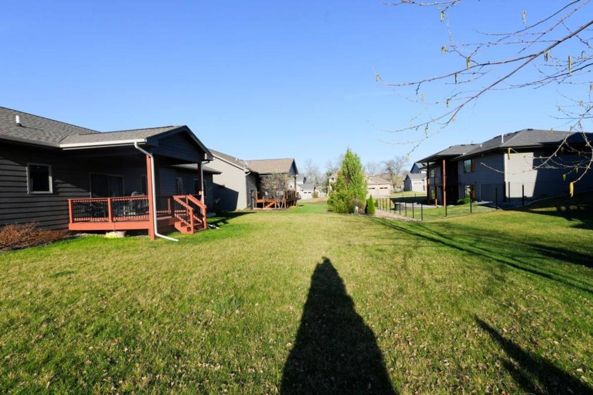 House for rent at 14820 Horton Ave, Urbandale, IA 50323