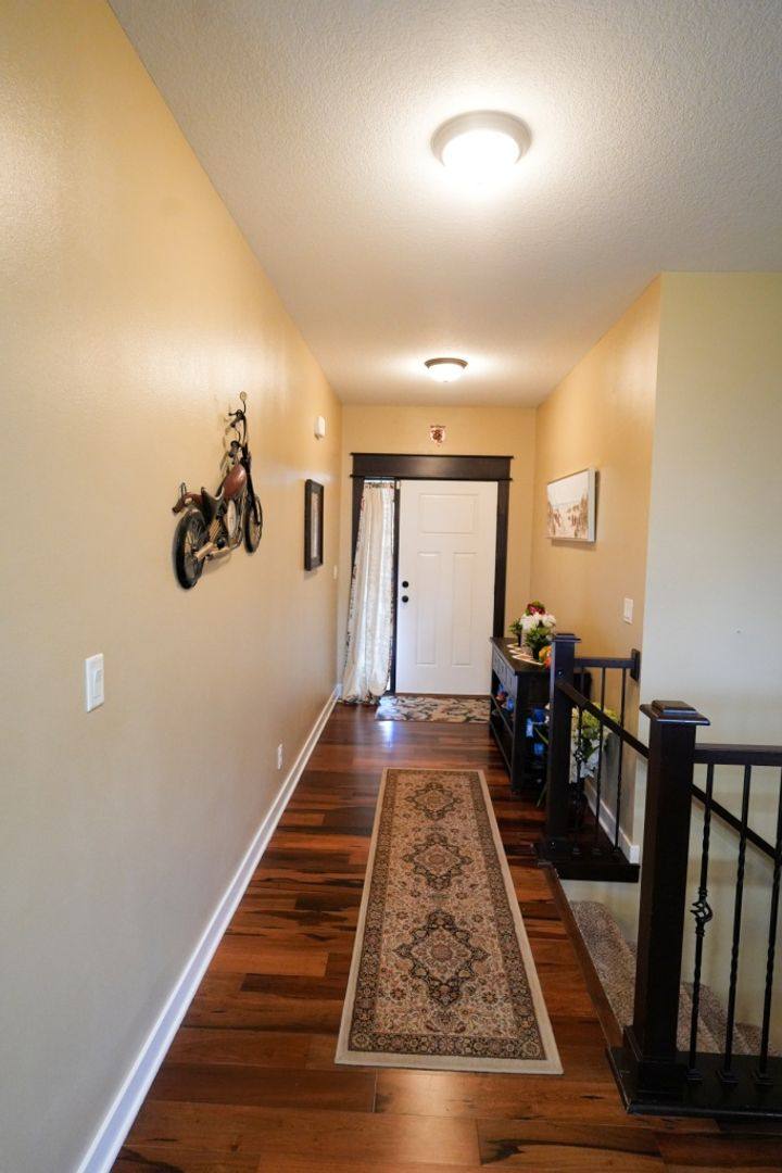 House for rent at 14820 Horton Ave, Urbandale, IA 50323